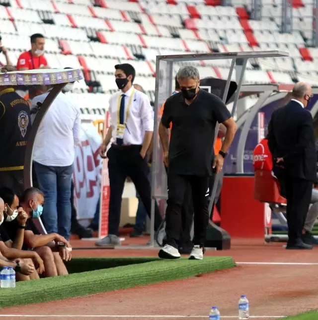 Süper Lig: FT Antalyaspor: 0 İH Konyaspor: 0 (İlk yarı) Süper Lig: FT Antalyaspor: 0 İH Konyaspor: 0 (İlk yarı)