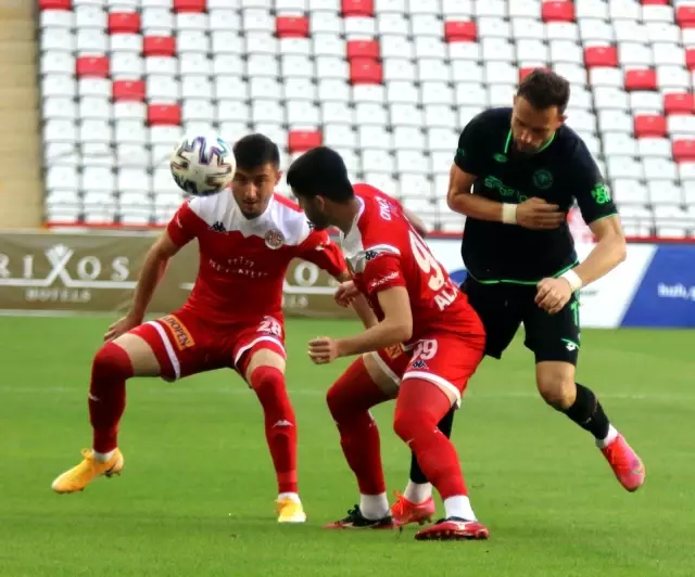 Süper Lig: FT Antalyaspor: 0 İH Konyaspor: 0 (İlk yarı) Süper Lig: FT Antalyaspor: 0 İH Konyaspor: 0 (İlk yarı)