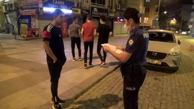 Polisler taksinin içine ışık tutunca fark etti, kısıtlamayı delen gençlerin rahatlığı pes dedirtti Polisler taksinin içine ışık tutunca fark etti, kısıtlamayı delen gençlerin rahatlığı pes dedirtti