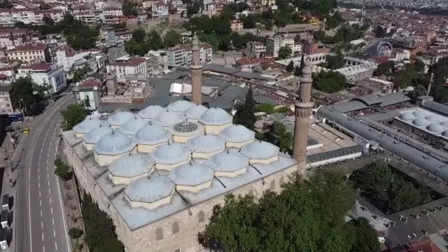 Bursa ve çevre illerde 'tam kapanma' tedbirlerine uyulduğu gözlendi Bursa ve çevre illerde 'tam kapanma' tedbirlerine uyulduğu gözlendi