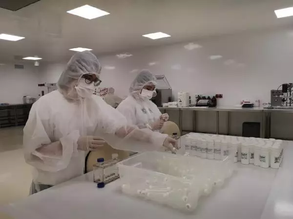Türkiye'den 50 ülkeye test kiti; Özel uçak gönderen ülke oldu Türkiye'den 50 ülkeye test kiti; Özel uçak gönderen ülke oldu