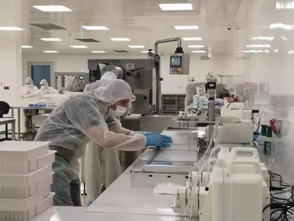 Türkiye'den 50 ülkeye test kiti; Özel uçak gönderen ülke oldu Türkiye'den 50 ülkeye test kiti; Özel uçak gönderen ülke oldu
