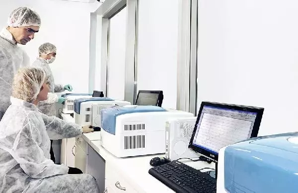 Türkiye'den 50 ülkeye test kiti; Özel uçak gönderen ülke oldu Türkiye'den 50 ülkeye test kiti; Özel uçak gönderen ülke oldu