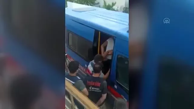 Uyuşturucu operasyonunda 8 şüpheli yakalandı Uyuşturucu operasyonunda 8 şüpheli yakalandı
