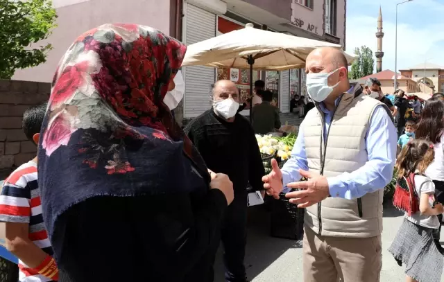Vali Varol semt pazarında denetim gerçekleştirdi Vali Varol semt pazarında denetim gerçekleştirdi