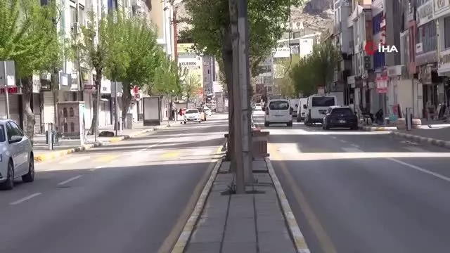 - Van'da tam kapanma sessizliği - Van'da tam kapanma sessizliği