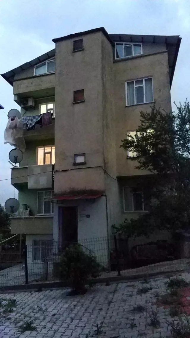 20 yaşındaki genç tabancayla vurulmuş halde bulundu 20 yaşındaki genç tabancayla vurulmuş halde bulundu