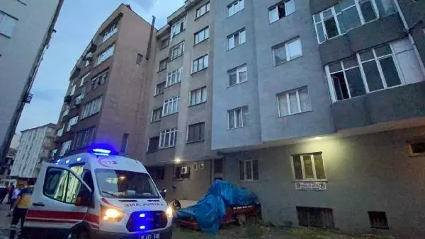 Beşinci kattan düşen yaşlı adam feci şekilde can verdi Beşinci kattan düşen yaşlı adam feci şekilde can verdi