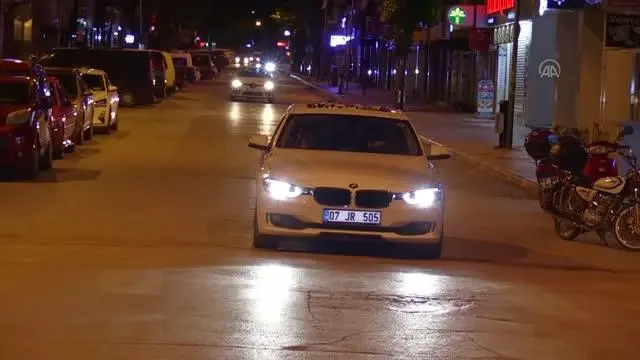 AFYONKARAHİSAR - Beşiktaşlı taraftarların şampiyonluk sevinci AFYONKARAHİSAR - Beşiktaşlı taraftarların şampiyonluk sevinci