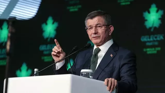 Ali Babacan, AK Parti'deyken Abdullah Gül'ün cumhurbaşkanı adaylığı için Ahmet Davutoğlu'na da gitmiş Ali Babacan, AK Parti'deyken Abdullah Gül'ün cumhurbaşkanı adaylığı için Ahmet Davutoğlu'na da gitmiş
