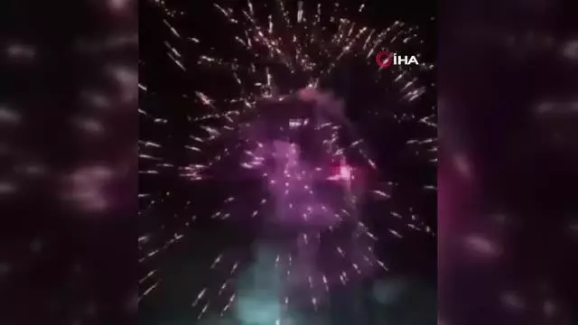 Antalya'da şampiyonluk sevinci kısıtlama dinlemedi Antalya'da şampiyonluk sevinci kısıtlama dinlemedi