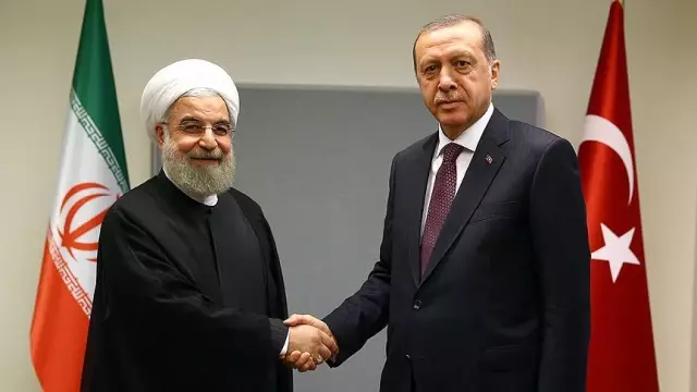 Son dakika! Erdoğan'ın İran Cumhurbaşkanı Ruhani ile görüşmesinden dikkat çeken mesaj: İsrail'e caydırıcı bir ders verilmeli Son dakika! Erdoğan'ın İran Cumhurbaşkanı Ruhani ile görüşmesinden dikkat çeken mesaj: İsrail'e caydırıcı bir ders verilmeli