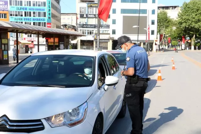 Turizm merkezlerinde 'tam kapanma' sessizliği sürüyor Turizm merkezlerinde 'tam kapanma' sessizliği sürüyor