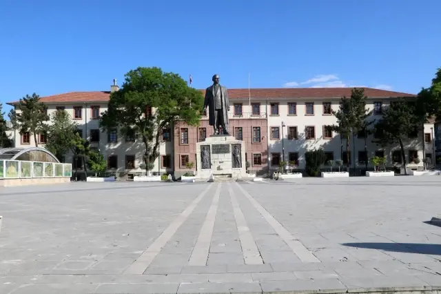 Turizm merkezlerinde 'tam kapanma' sessizliği sürüyor Turizm merkezlerinde 'tam kapanma' sessizliği sürüyor