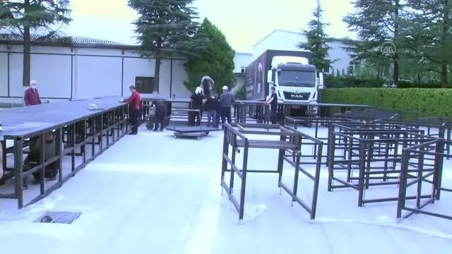 Devlet Tiyatroları, 3 Haziran'dan itibaren 'Açık Hava Yaz Oyunları'nı seyirciyle buluşturacak Devlet Tiyatroları, 3 Haziran'dan itibaren 'Açık Hava Yaz Oyunları'nı seyirciyle buluşturacak