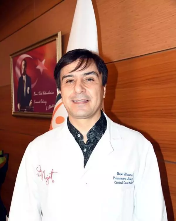 DOÇ. DR. ALTINTAŞ KORONAVİRÜS AŞISI ÖNCESİ VE SONRASI 6 SAAT UYUYUN DOÇ. DR. ALTINTAŞ KORONAVİRÜS AŞISI ÖNCESİ VE SONRASI 6 SAAT UYUYUN