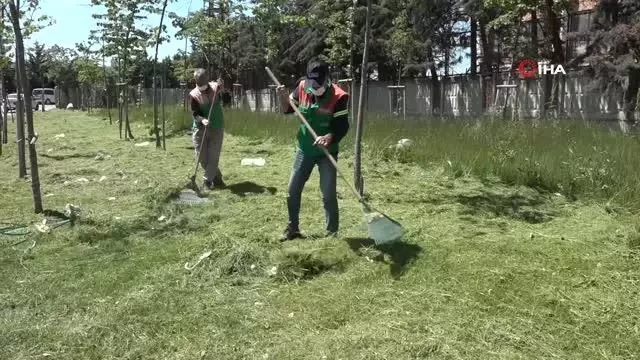 Esenyurt'un parkları 'tam kapanma' sonrasına hazırlandı