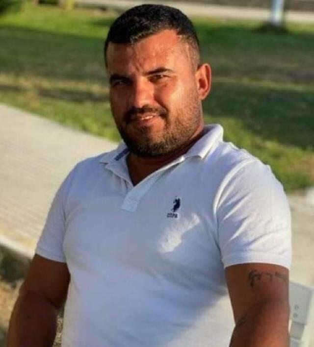 Fanatik Galatasaray taraftarı şampiyonluk maçının stresine dayanamadı Fanatik Galatasaray taraftarı şampiyonluk maçının stresine dayanamadı