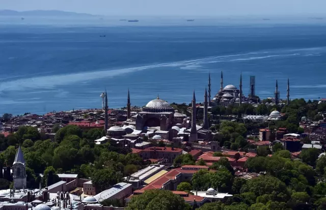 İstanbul'un tarihi ve turistik yerleri havadan görüntülendi İstanbul'un tarihi ve turistik yerleri havadan görüntülendi