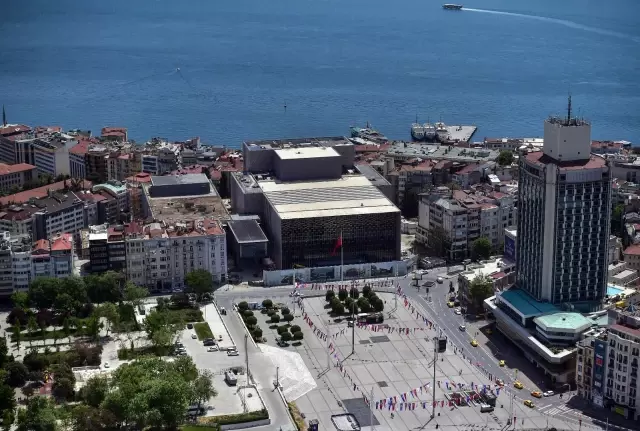 İstanbul'un tarihi ve turistik yerleri havadan görüntülendi İstanbul'un tarihi ve turistik yerleri havadan görüntülendi