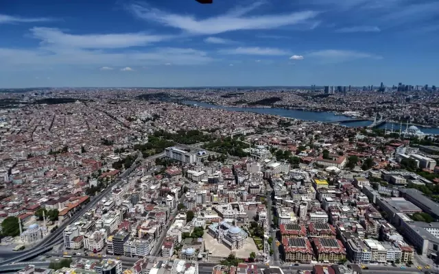 İstanbul'un tarihi ve turistik yerleri havadan görüntülendi İstanbul'un tarihi ve turistik yerleri havadan görüntülendi