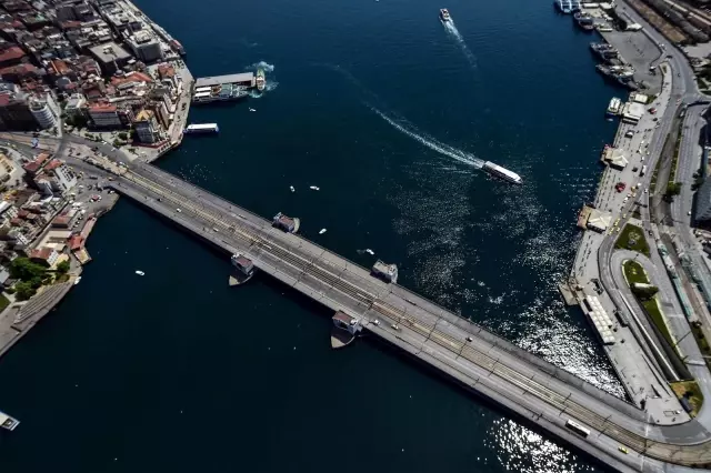 İstanbul'un tarihi ve turistik yerleri havadan görüntülendi İstanbul'un tarihi ve turistik yerleri havadan görüntülendi