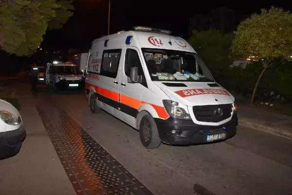 Son Dakika | İstasyonda çalışırken rahatsızlanan temizlik görevlisi hayatını kaybetti Son Dakika | İstasyonda çalışırken rahatsızlanan temizlik görevlisi hayatını kaybetti