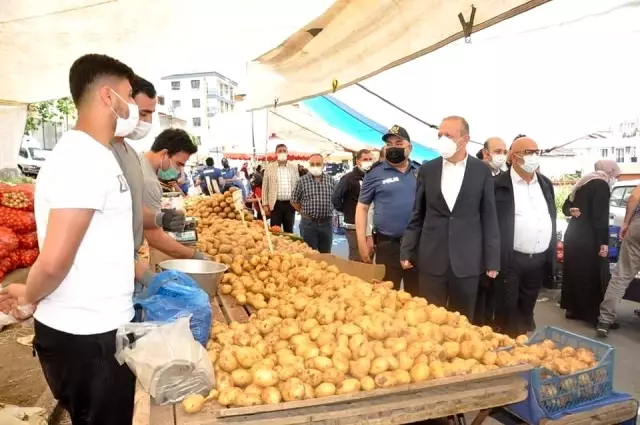Kartal'da pazarlara korona virüs denetimi Kartal'da pazarlara korona virüs denetimi