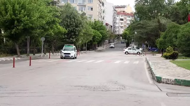 Trakya'da 'tam kapanma' sürecinin son gününde de sessizlik hakim Trakya'da 'tam kapanma' sürecinin son gününde de sessizlik hakim
