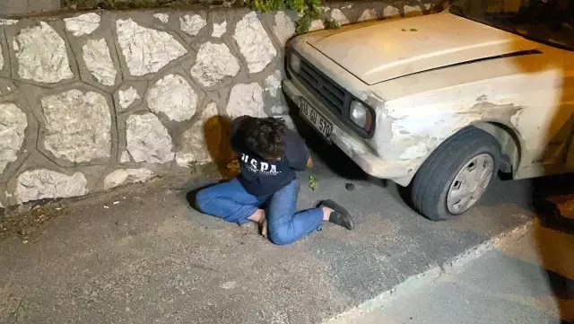 Son dakika! Kısıtlamada boş yolda duvara çarpan sürücü ile polis arasında ilginç diyalog Son dakika! Kısıtlamada boş yolda duvara çarpan sürücü ile polis arasında ilginç diyalog
