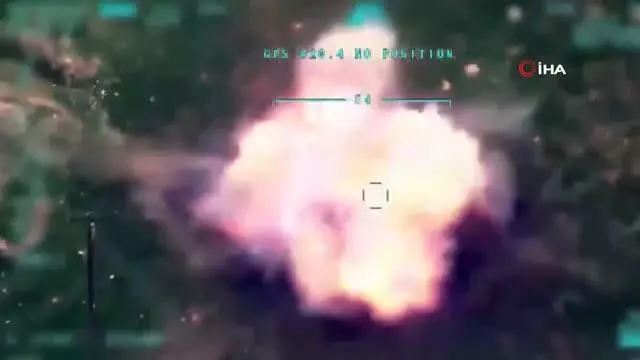 TSK SİHA'larla vurmaya devam ediyor TSK SİHA'larla vurmaya devam ediyor