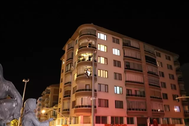Polis şampiyonluk kutlamasına engel olmak için yoğun çaba gösterdi Polis şampiyonluk kutlamasına engel olmak için yoğun çaba gösterdi