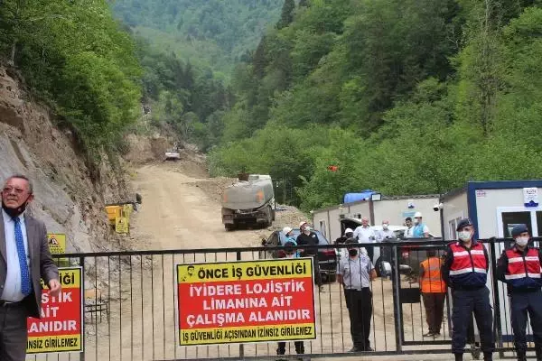 RİZE'DE STK'LARDAN LOJİSTİK LİMAN PROJESİNE DESTEK RİZE'DE STK'LARDAN LOJİSTİK LİMAN PROJESİNE DESTEK