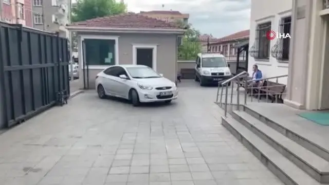 Şampiyonluk kutlamalarında havaya ateş açan maganda yakalandı Şampiyonluk kutlamalarında havaya ateş açan maganda yakalandı