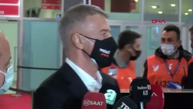 SPOR Ahmet Ağaoğlu: Gervinho ve Peres 8-10 güne imzaya gelecek SPOR Ahmet Ağaoğlu: Gervinho ve Peres 8-10 güne imzaya gelecek