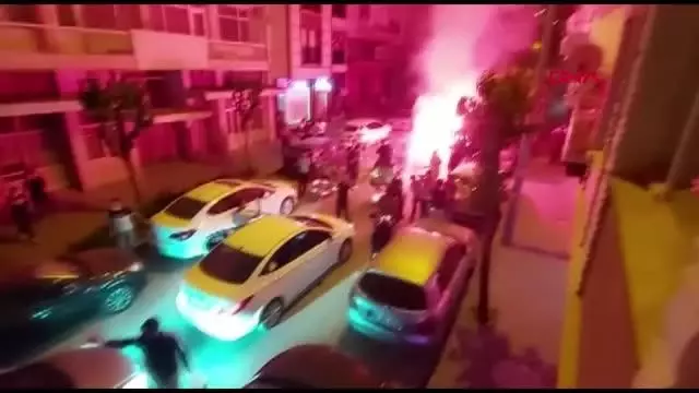 SPOR Manisa'da davullu şampiyonluk kutlaması SPOR Manisa'da davullu şampiyonluk kutlaması
