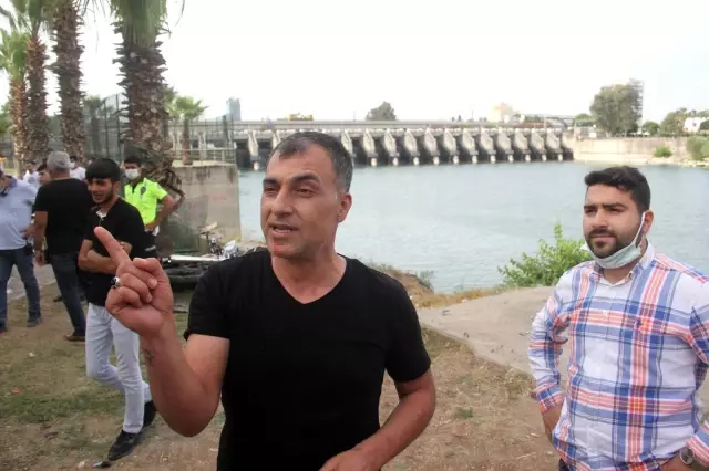 Taksi motosiklete çarpıp Seyhan Nehri'ne uçtu: 3 yaralı Taksi motosiklete çarpıp Seyhan Nehri'ne uçtu: 3 yaralı