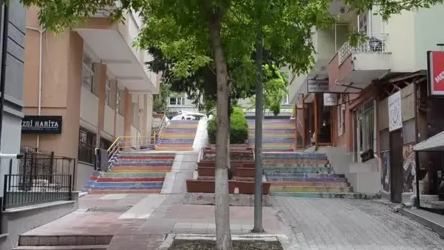 BALIKESİR - Güney Marmara ile Eskişehir ve Kütahya'da 'tam kapanma'nın son gününde sessizlik hakim BALIKESİR - Güney Marmara ile Eskişehir ve Kütahya'da 'tam kapanma'nın son gününde sessizlik hakim