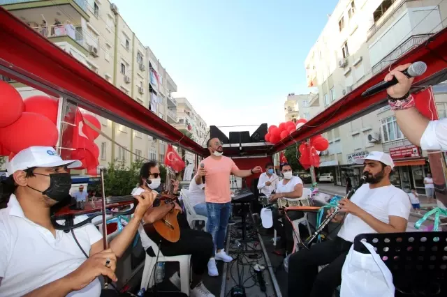 Temsili Bandırma Vapuru 19 Mayıs için yollarda Temsili Bandırma Vapuru 19 Mayıs için yollarda