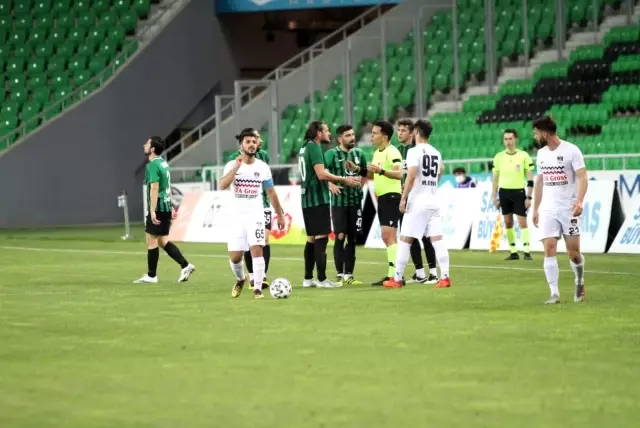 TFF 2. Lig Kırmızı Grup Play-Off Çeyrek Final: Sakaryaspor: 2 Vanspor FK: 0