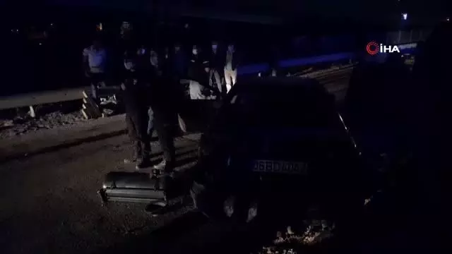 Yaşlı adam takla atan aracında can verdi Yaşlı adam takla atan aracında can verdi