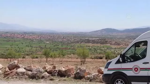 Acıpayam'da bir grup köylünün kapatılmasını istediği taş ocağında bilirkişi incelemesi yapıldı Acıpayam'da bir grup köylünün kapatılmasını istediği taş ocağında bilirkişi incelemesi yapıldı