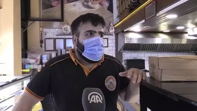 Cumhurbaşkanı Erdoğan'ın 'hibe' açıklaması İzmirli esnafı mutlu etti Cumhurbaşkanı Erdoğan'ın 'hibe' açıklaması İzmirli esnafı mutlu etti
