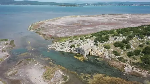 Denize sıfır Roma hamamı aslına uygun restore ediliyor