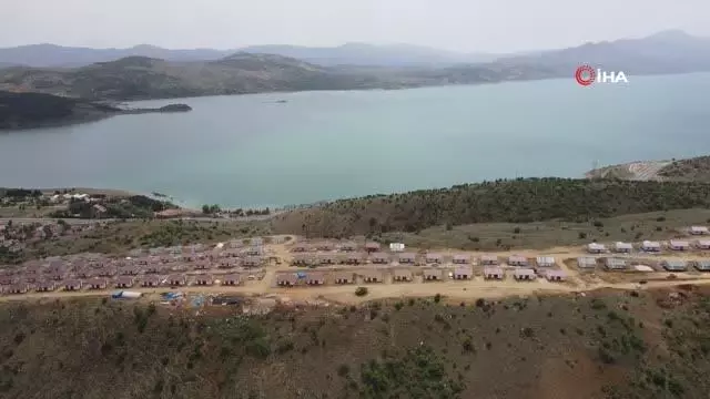 Son dakika haber... Elazığ'ın 300 köyünde, çelik konutlar yükseliyor Son dakika haber... Elazığ'ın 300 köyünde, çelik konutlar yükseliyor