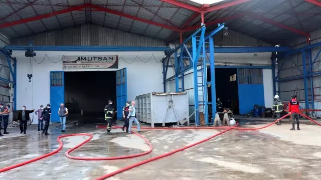 Çelik konstrüksiyon fabrikasında yangın paniği Çelik konstrüksiyon fabrikasında yangın paniği