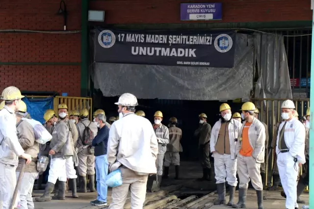 Grizu faciasında ölen 30 işçi dualarla anıldı Grizu faciasında ölen 30 işçi dualarla anıldı