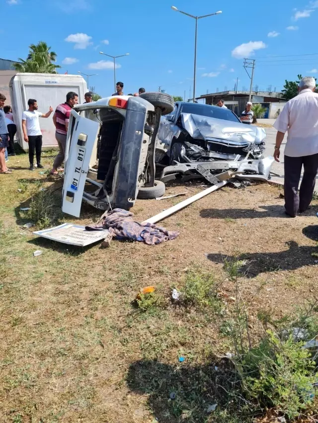 Hurdaya dönen araçtan yaralı kurtuldu Hurdaya dönen araçtan yaralı kurtuldu