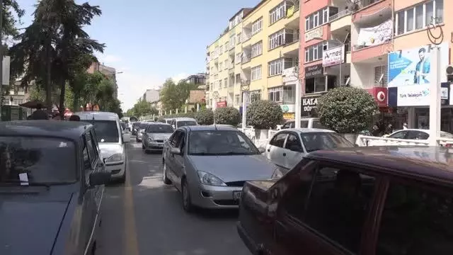 Bursa'da 'kademeli normalleşme' Bursa'da 'kademeli normalleşme'