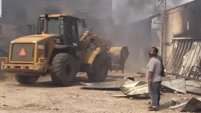Son dakika... İsrail savaş uçakları Gazze'de bir sünger fabrikasını vurdu Son dakika... İsrail savaş uçakları Gazze'de bir sünger fabrikasını vurdu